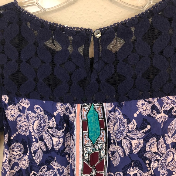 Anthropologie Akemi + Kin Small Tunic Lace - Picture 7 of 8